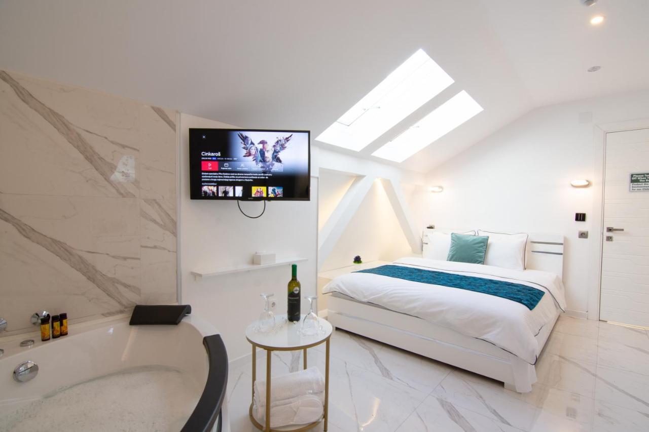 בלגרד Lumiere Luxe Suites מראה חיצוני תמונה