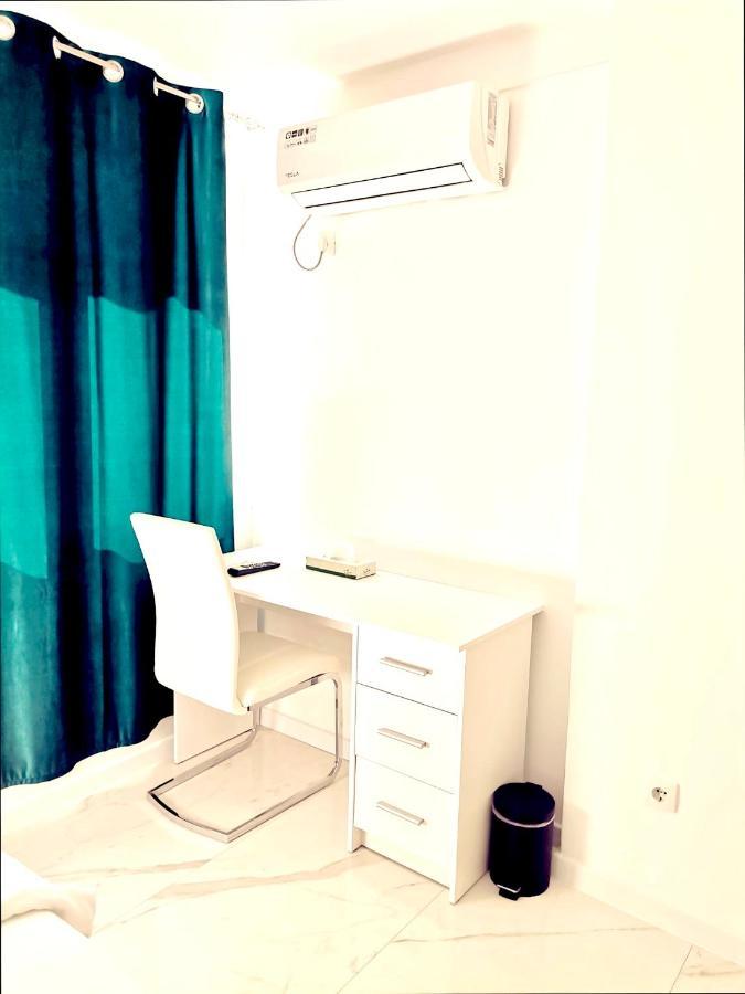 בלגרד Lumiere Luxe Suites מראה חיצוני תמונה
