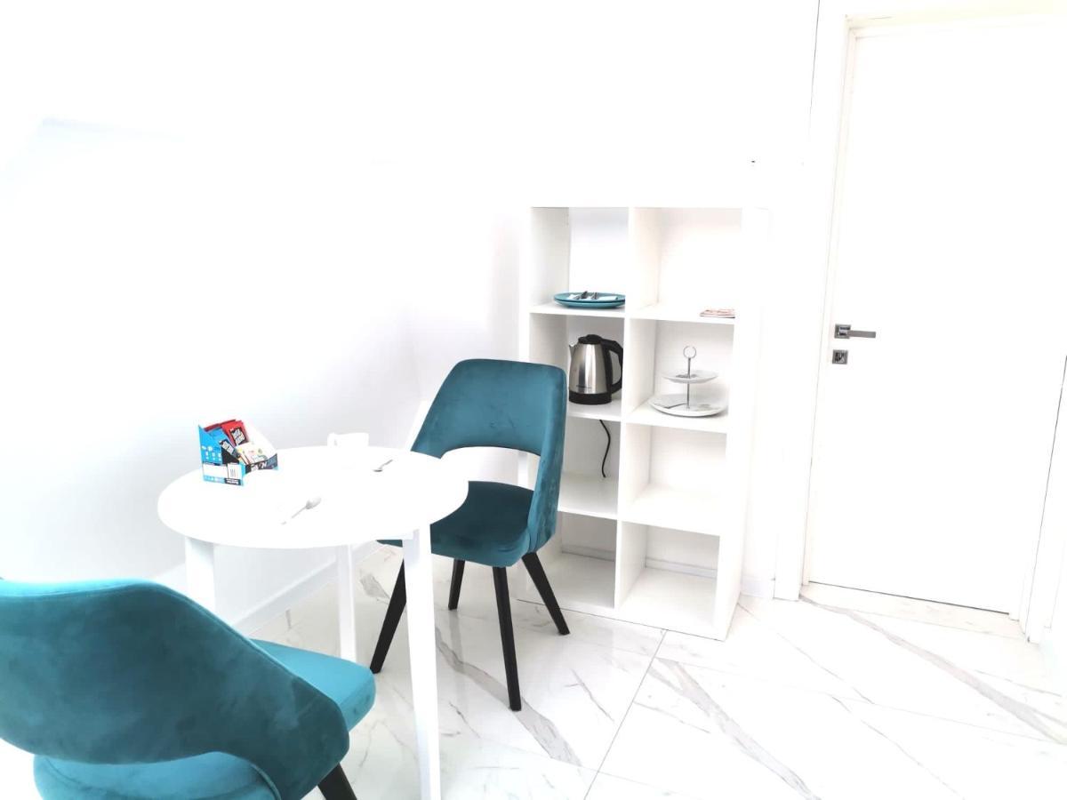 בלגרד Lumiere Luxe Suites מראה חיצוני תמונה