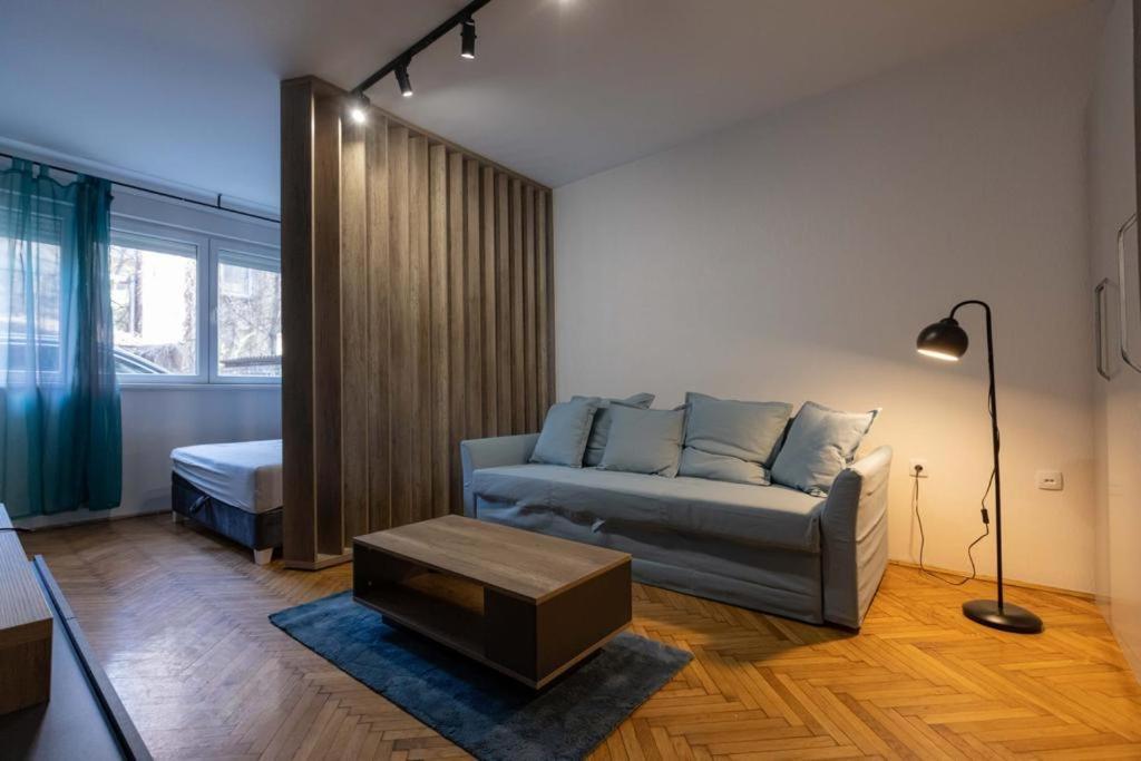 בלגרד Lumiere Luxe Suites מראה חיצוני תמונה